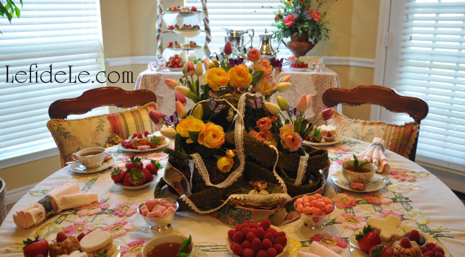 Spring Garden Mother’s Day Tea Party Tablescape Décor Ideas (+ Free Printable Card & Invitation)