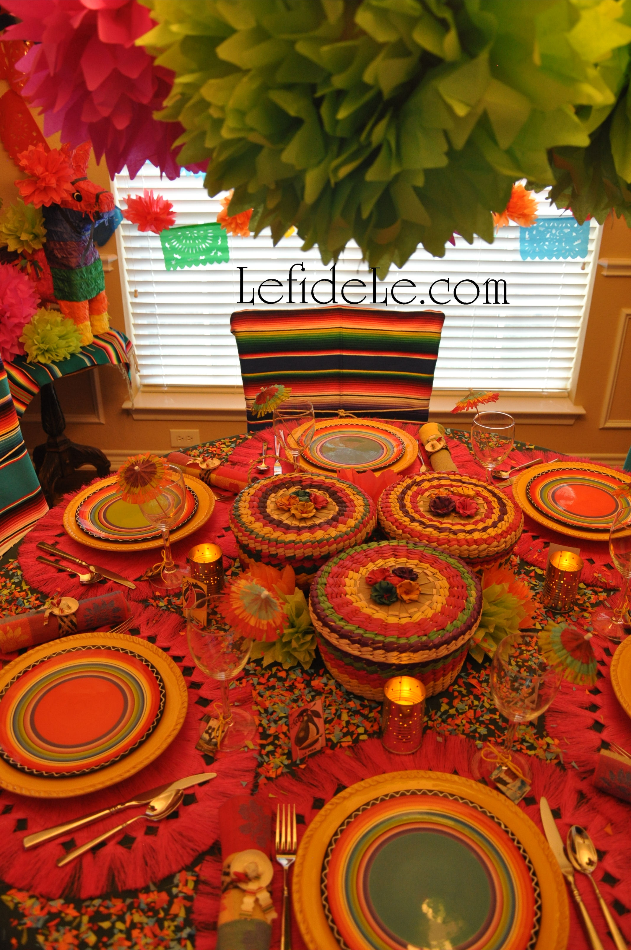 Cinco de Mayo Fiesta Tablescape Party Décor Ideas (with Easy DIY Craft ...