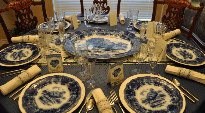 A Thanksgiving for True Blue Loved Ones with “Turkey Day” Dinner Party Décor Ideas