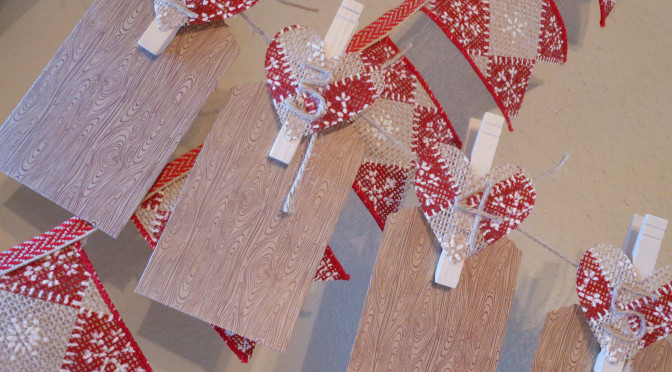 Easy DIY Burlap Ribbon Holiday Banner & Christmas Countdown Advent Calendar Craft Tutorials (+ Free Printable Heart Template)